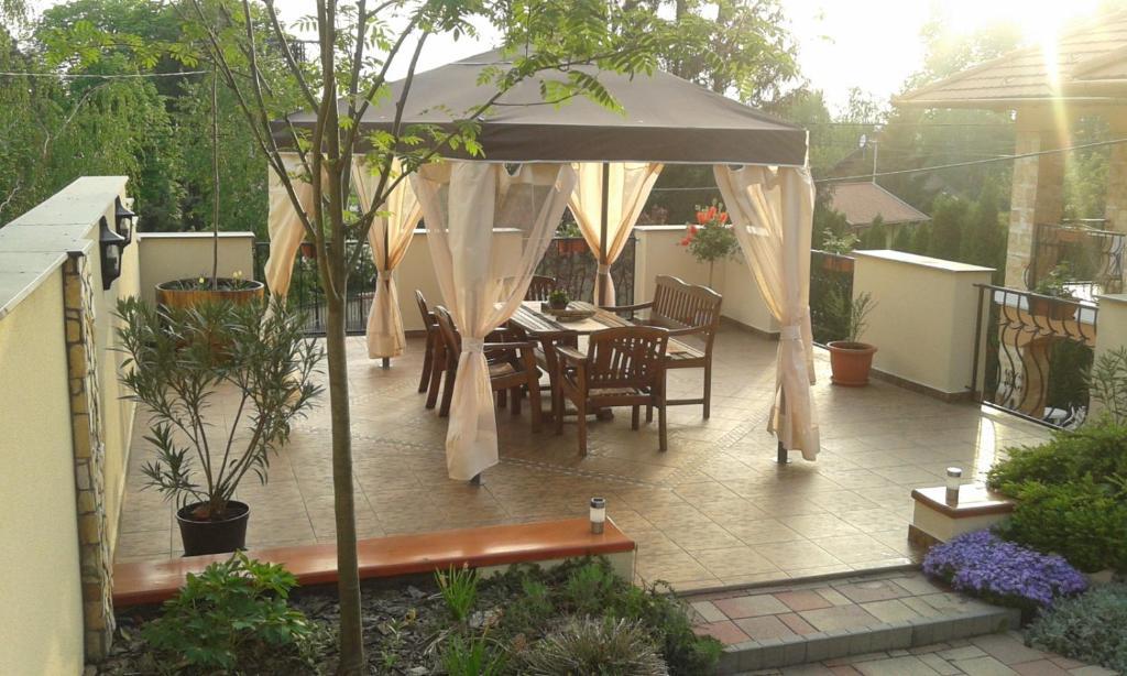 Janus Apartman Sarvar Exterior photo
